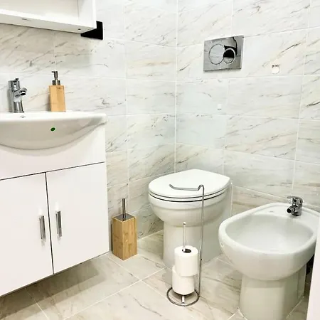 Modern Near Centro Apartman